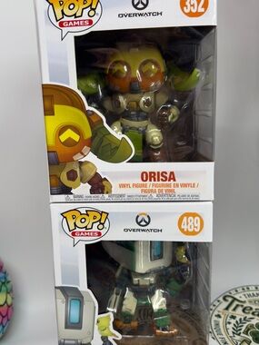 Funko Pop! Games Overwatch Orisa Vinyl Figure - Yellow & Olive Green